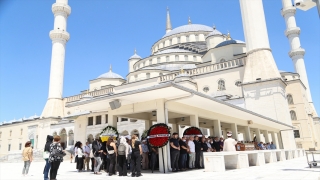 Türkiye Voleybol Federasyonu eski başkanlarından Naci Bayamlıoğlu, son yolculuğuna uğurlandı