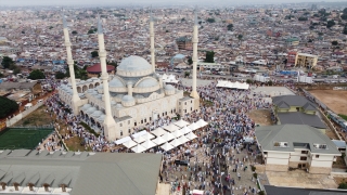 Gana’nın başkenti Akra’da Kurban Bayramı namazı kılındı