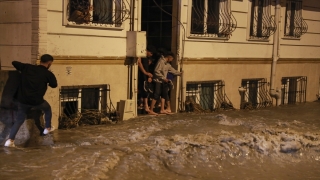 GÜNCELLEME İstanbul’da gök gürültülü sağanak etkili oluyor