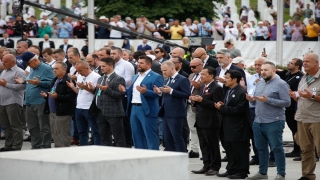 Srebrenitsa soykırımının 50 kurbanı daha toprağa verildi