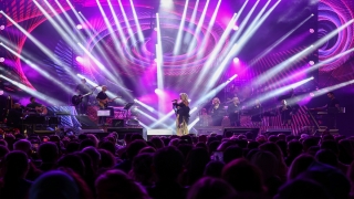 Ajda Pekkan, Kuruçeşme Açıkhava’da konser verdi