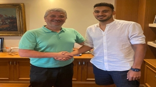 Adanaspor, Mehmet Sefa Etöz’ü transfer etti