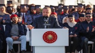 Cumhurbaşkanı Erdoğan: Yetiştireceğimiz kaliteli insan gücüyle insanlığın bugünkü sorunlarını çözeceğiz