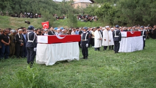 PençeYıldırım Harekatı’nda şehit olan güvenlik korucuları son yolculuklarına uğurlandı