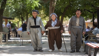 Erbil’deki emekli merkezi, kütüphanesi, spor alanı ve bahçesiyle yaşlılara sosyalleşme alanı sunuyor