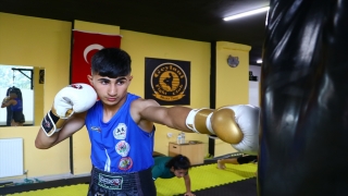 Dünya Muaythai Şampiyonası’na katılacak Cihan Doğu, altın madalya için çalışıyor: