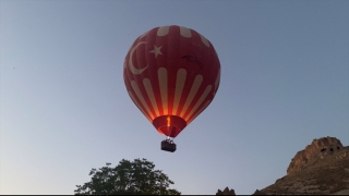 ”Kayseri’nin Kapadokyası” Soğanlı Vadisi’nde sıcak hava balonu uçuşları başladı