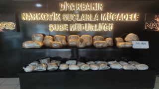 Diyarbakır’da çekicide 39 kilo 600 gram uyuşturucu ele geçirildi