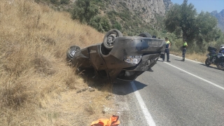 Muğla’da devrilen otomobilde 1 kişi öldü, 4 kişi yaralandı