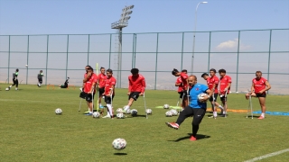 Ampute Milli Futbol Takımı Palandöken’de güç depoluyor