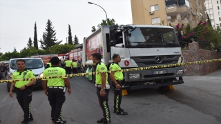 Adana’da çöp kamyonun altında kalan çocuk yaşamını yitirdi