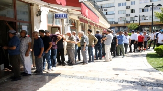 SivassporMalmö maçının ücretsiz dağıtılan biletlerine taraftarlardan yoğun ilgi 