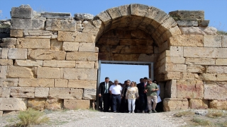 Kültür ve Turizm Bakan Yardımcısı Yavuz, Uşak’ta ziyaretlerde bulundu