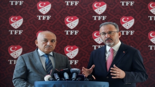 Bakan Kasapoğlu’ndan TFF Başkanı Büyükekşi’ye geçmiş olsun ziyareti