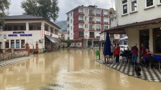 Bartın’da sağanak etkili oluyor