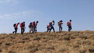 ”4. Nemrut Kalderası Kamplı Çanak Yürüyüşü” etkinliği başladı