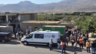 GÜNCELLEME 2 Mersin’de boşanma aşamasındaki eşinin tabancayla vurduğu kadın öldü