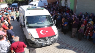 Hatay’da kaçak avcılara müdahale ederken öldürülen görevlinin cenazesi defnedildi