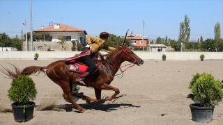 Atlı Okçuluk Türkiye Şampiyonası final yarışları, Kayseri’de başladı