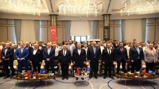 Mersin’de ”Ekonomik Birlik Görüşmeleri” paneli düzenlendi