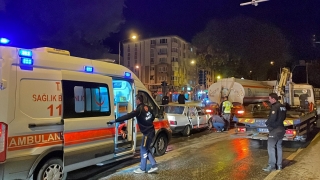 Edirne’de sulama tankerine çarpan otomobildeki 4 kişi yaralandı