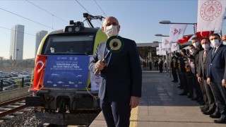 Türkiye’den Çin’e gidecek ilk ihracat treni İstanbul’dan uğurlandı