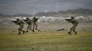 İçişleri Bakanlığı Sözcüsü Çataklı, şubat ayında düzenlenen iç güvenlik operasyonlarında 78 teröristin etkisiz hale getirildiğini bildirdi.