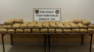 143 kilogram uyuşturucu ele geçirdi