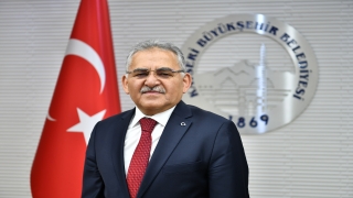 Kayseri Devlet Tiyatrosu "perde" için gün sayıyor