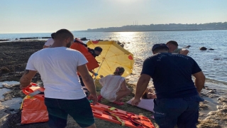 Adana’da adada bacağı kırılan kişiyi sahil güvenlik ekipleri kurtardı