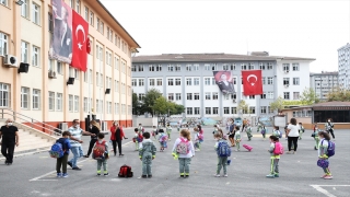 Yüz yüze eğitim, anasınıfı ve ilkokul 1’inci sınıflarda başladı 