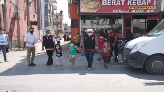 Adana’da polis, anaokulu ve ilkokul öğrencilerini okulla buluşturdu