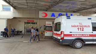 Adana’da hakkında uzaklaştırma kararı aldıran market çalışanı kadını iş yerinde öldüren zanlı intihara kalkıştı