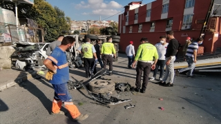 Gaziosmanpaşa’daki trafik kazasında 4 kişi yaralandı