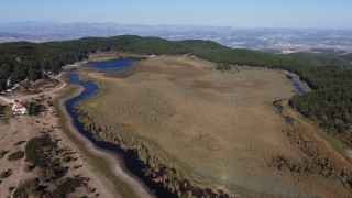 Denizli’deki Yayla Gölü’nde su seviyesi düştü