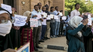 Sudan’da İsrail ile normalleşme protesto edildi