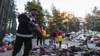 Depremde arkadaşlarını kaybeden Göztepeli taraftarlar yardım kampanyası başlattı