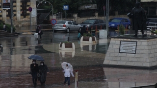 Gaziantep ve Kilis’te sağanak yaşamı olumsuz etkiledi