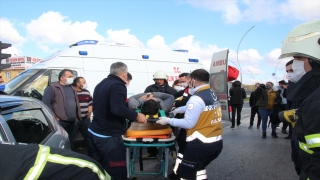 Tekirdağ’da tır ile otomobil çarpıştı: 4 yaralı