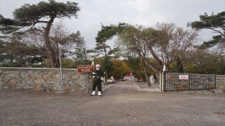 Çanakkale kahramanı Seyit Onbaşı vefatının 81. yılında kabri başında anıldı