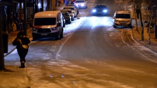 Ardahan’da kar yağışı kenti beyaza bürüdü