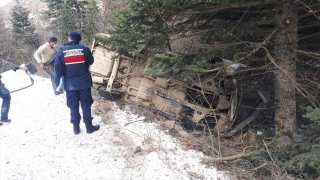 Kastamonu’da otomobil devrildi: 3 yaralı