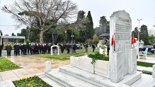 Mehmet Akif Ersoy, kabri başında anıldı