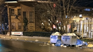 Kadıköy Belediyesi’nde grev yapan işçilerden İBB ekiplerine tepki