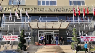 Maltepe Belediyesinde işçiler greve başladı