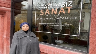 Ressam Hülya Yazıcı: ”Sanatçılar bu dünyayı onarmakla hükümlüdür”