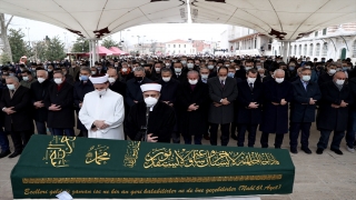 Tarihçi Mehmet Genç son yolculuğuna uğurlandı