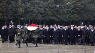 MHP Genel Başkanı Bahçeli, yeni MYK ve MDK üyeleriyle Anıtkabir’i ziyaret etti