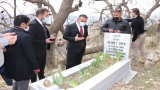 Siirt’te PKK’lı teröristlerin şehit ettiği 6 güvenlik korucusu ve 1 asker için tören düzenlendi