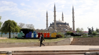 Tam kapanma ”akraba ziyareti dönemi” olarak düşünülmemelidir